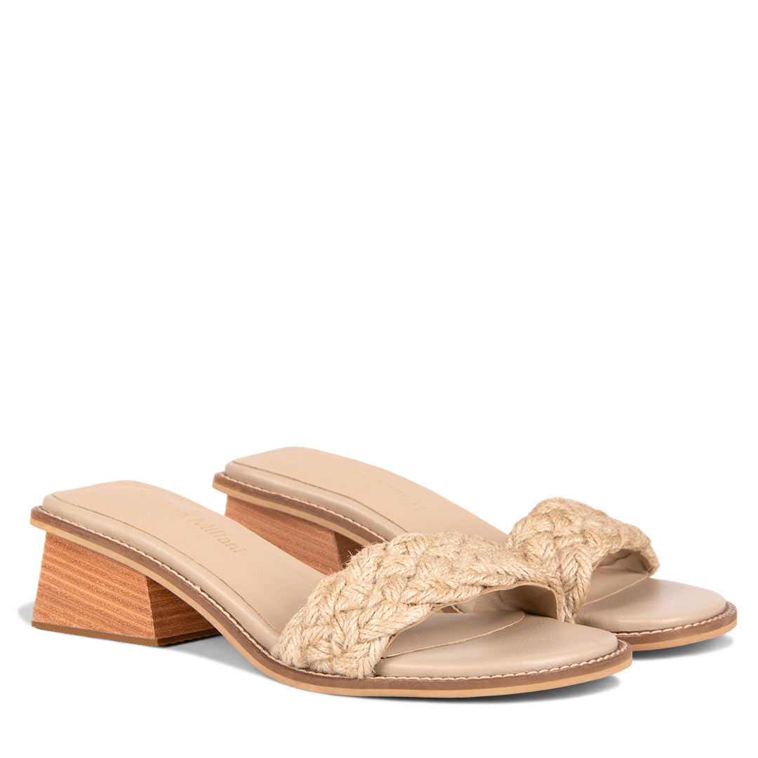 NEW! AURELE CREMA
