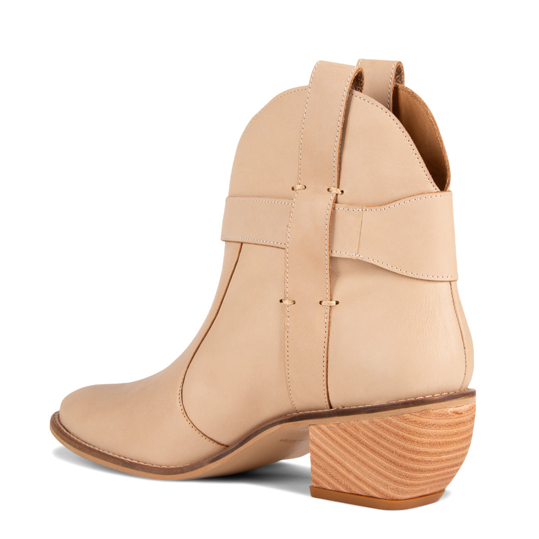 NEW! KATE CAPUCHINO
