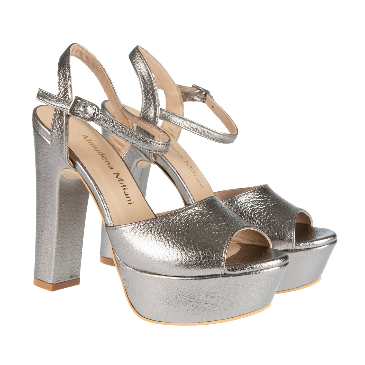 NEW! ROBERTA PELTRE