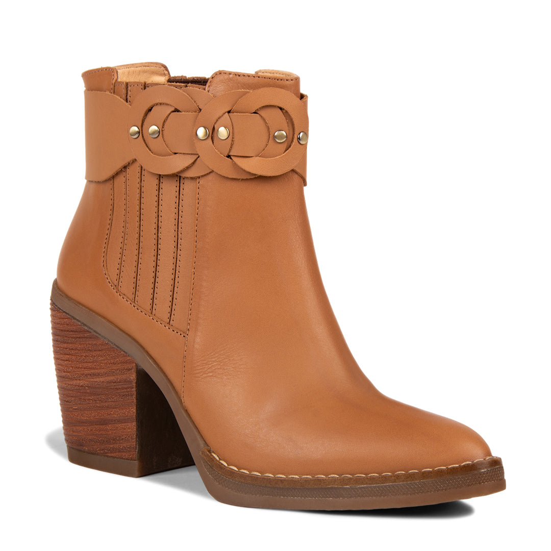 NEW! CLAIRE HABANO