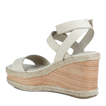 NEW! YVELINE CAPUCHINO